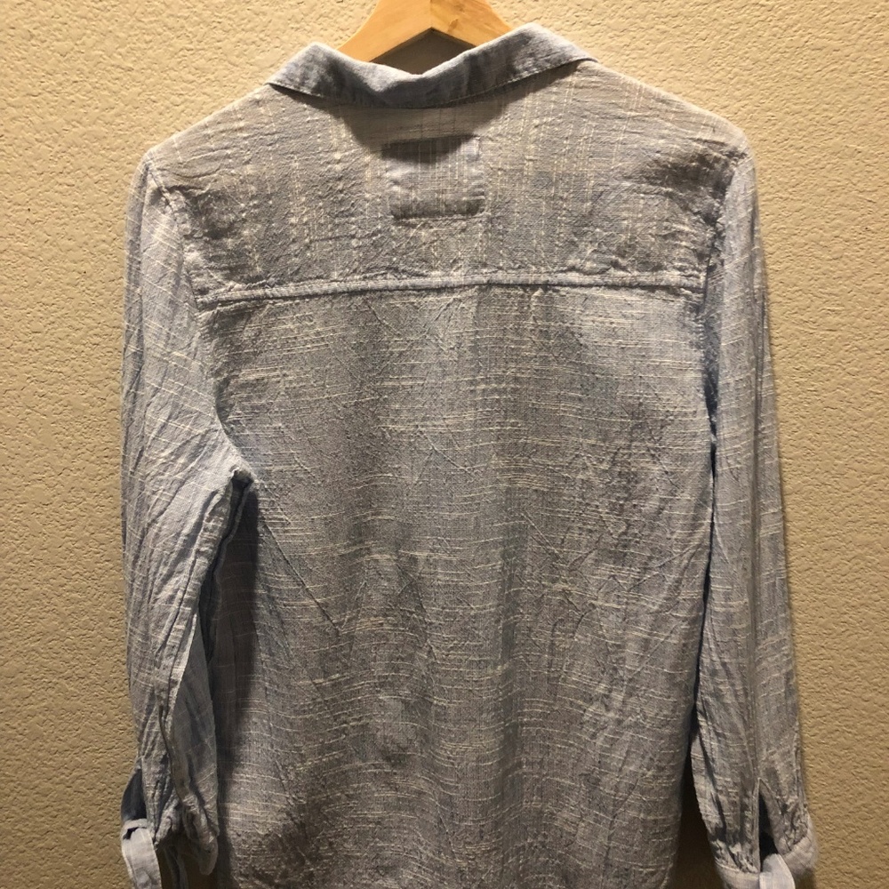 A&F Tie Sleeve Shirt Size M - Picture 3 of 5